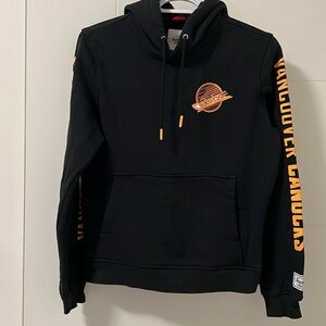 Hershel Vancouver Canucks retro hoodie